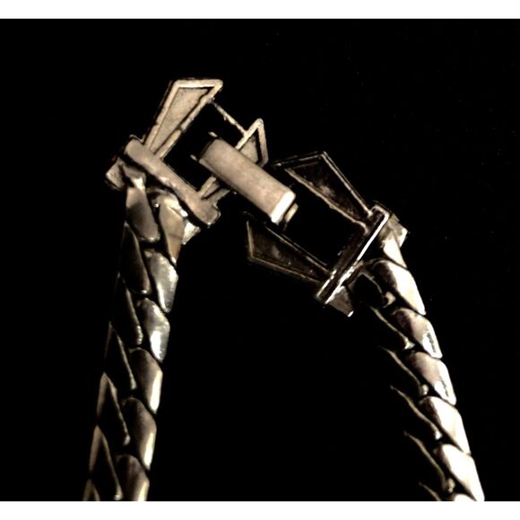 Vintage Aqua Rhinestone Choker on Heavy Silver-Tone Serpentine Omega Chain 1940s - Picture 3 of 11